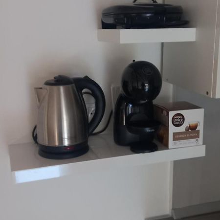Studio Apartman Kata Prvic Sepurine Exteriör bild